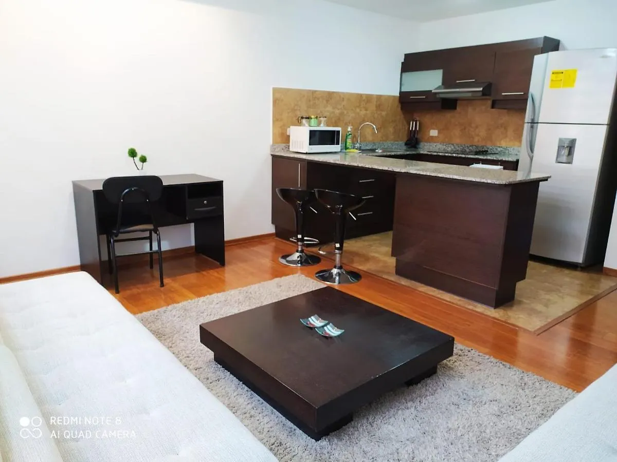 Suites Noa Quito, La Carolina.- location